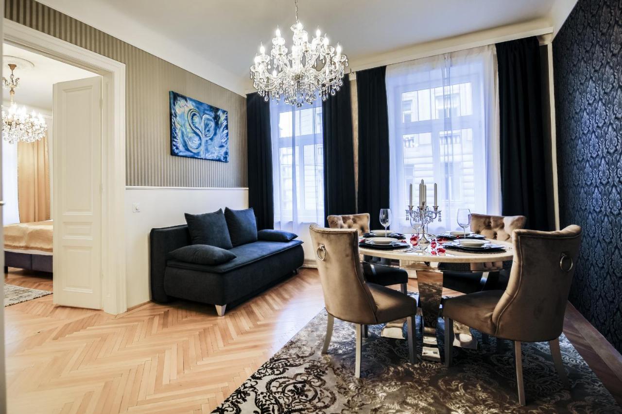 Sophies Place Augarten - Imperial Lifestyle City Apartments Vienna Parking Exterior foto